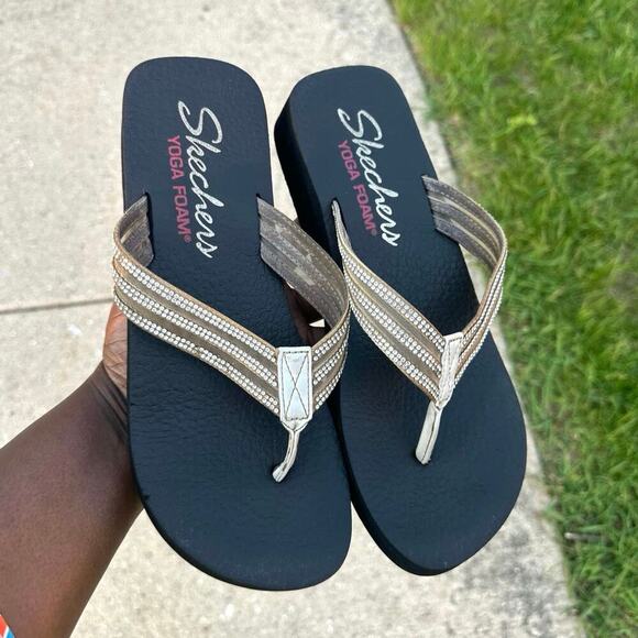 Skechers‎ Women's Vinyasa Sheer Panel Rhinestone Thong Flip-Flops Size 11 - Picture 4 of 13